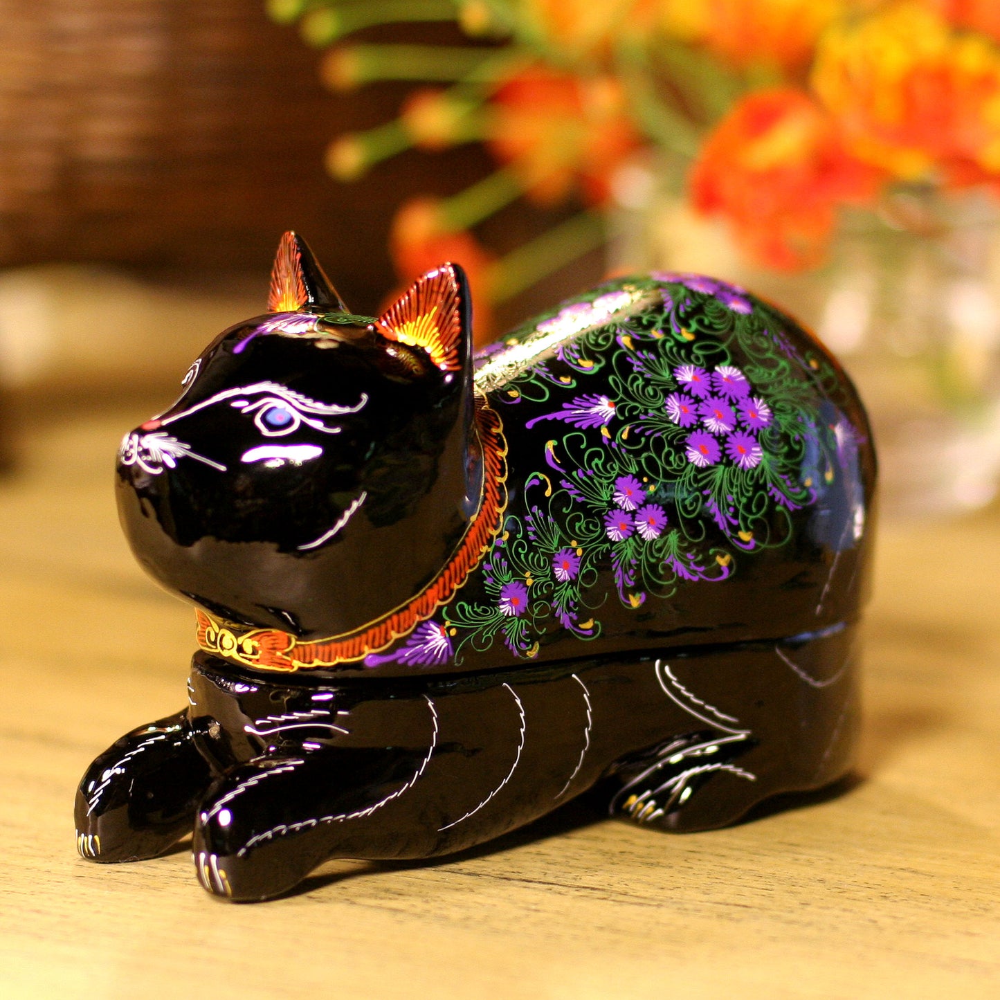 Blue-Eyed Kitty Cat Unique Lacquerware Mango Wood