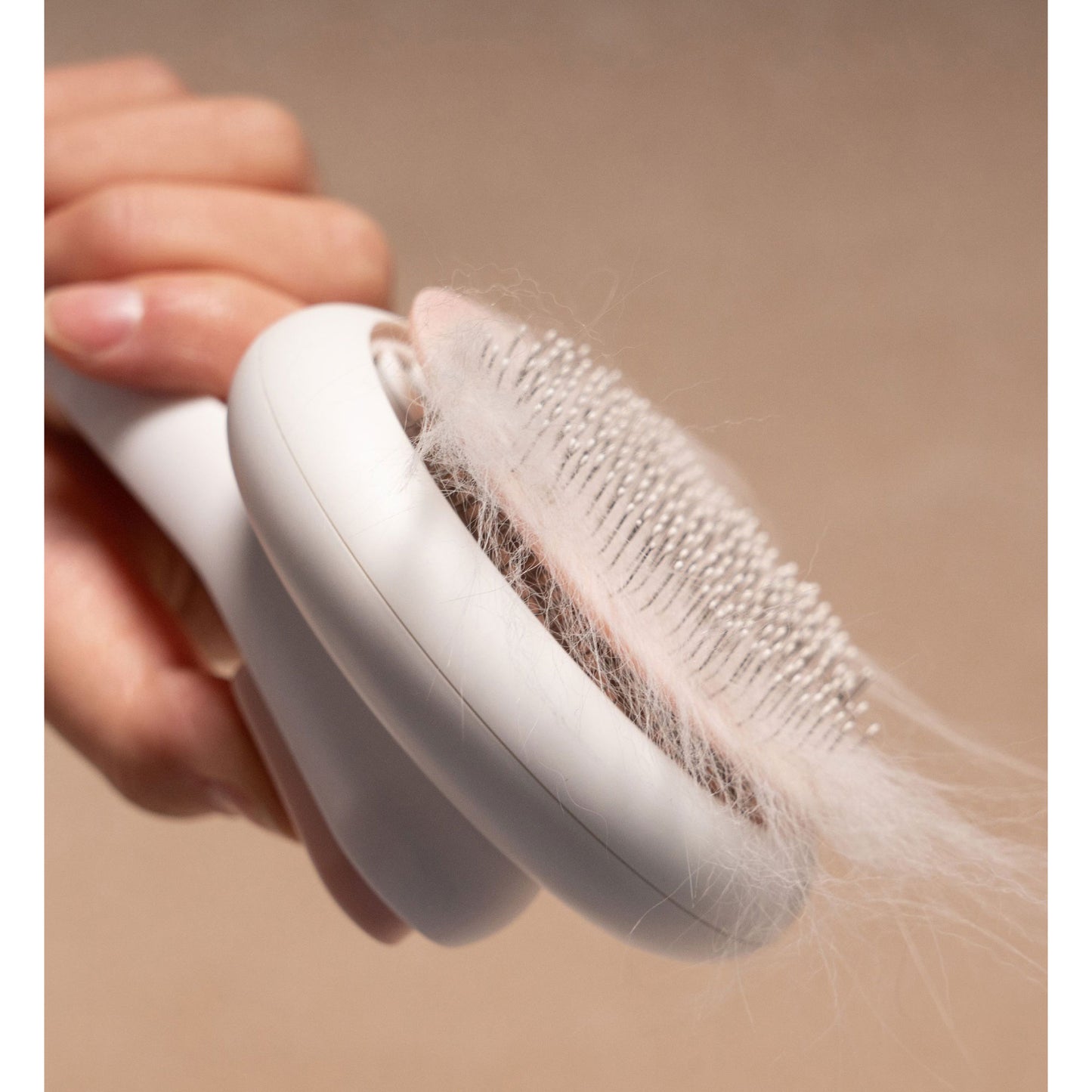 Pet Life&reg; Concepto Modern Bristle Comb